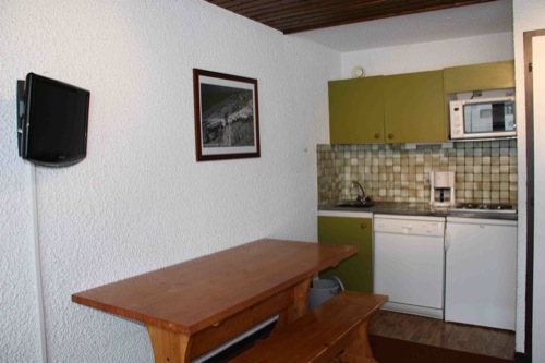 Location Val Thorens : kitchenette