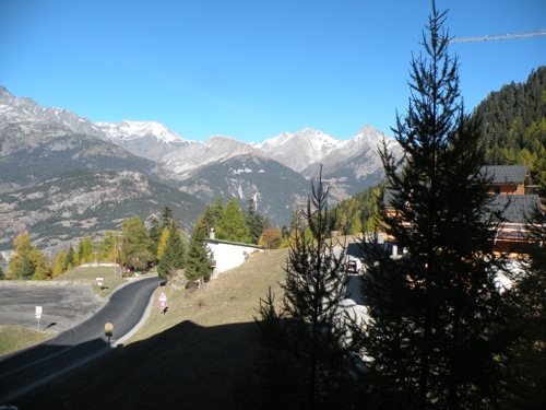 Location Valfr�jus : vue de l'appartement (parc de la Vanoise en face)