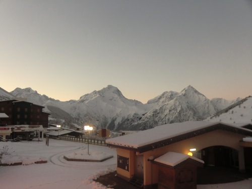 Location Les 2 Alpes : Vue du balcon...