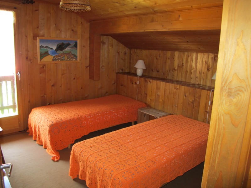 Location Champéry : chambre à 2 lits