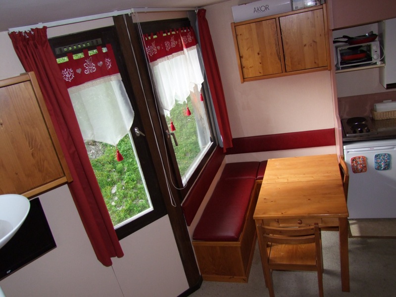 Location Avoriaz : Salle à manger et cuisine
