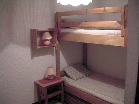 Location Les 2 Alpes : petite chambre