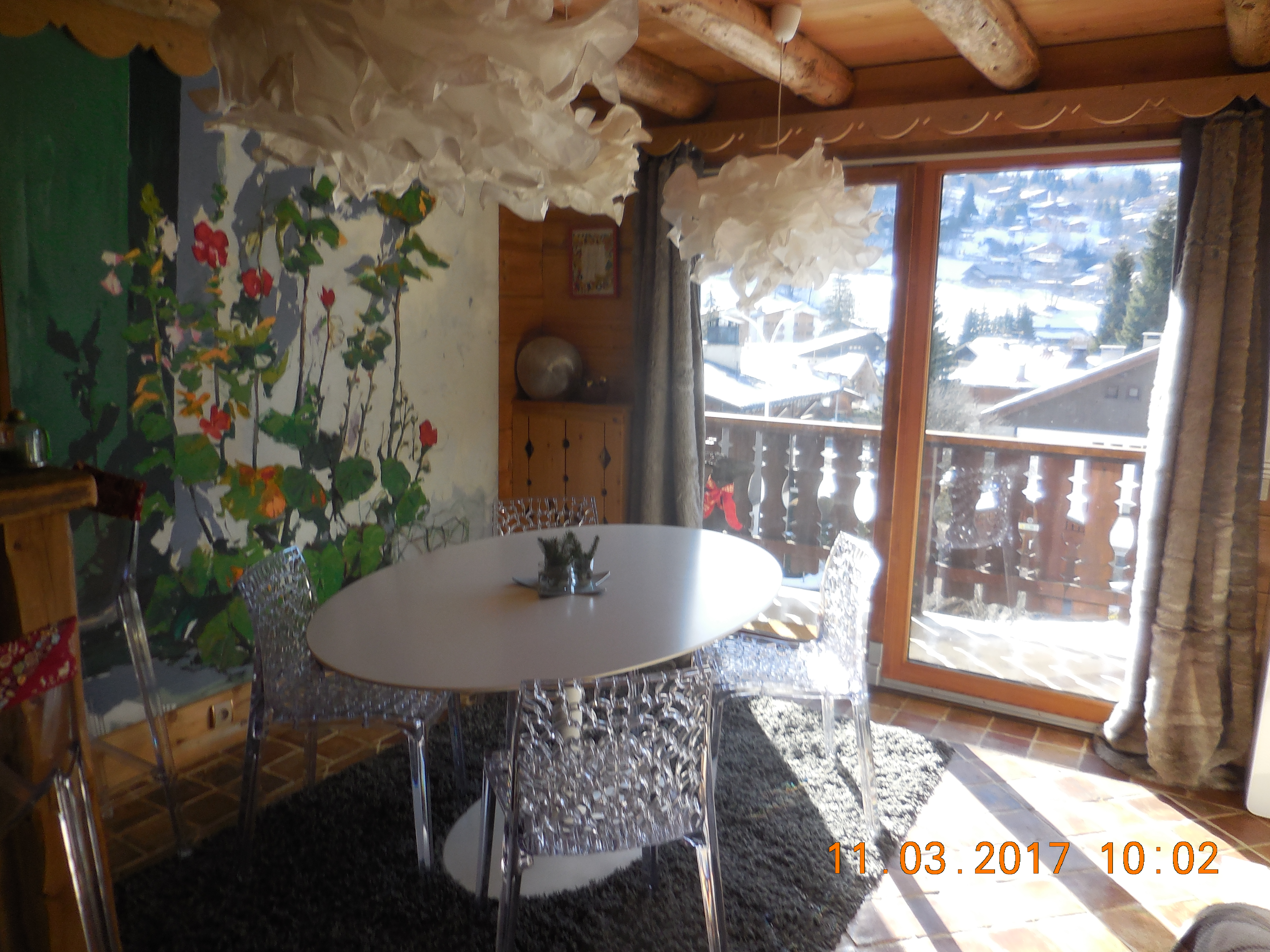 Location Megève : la salle à manger et la vue !