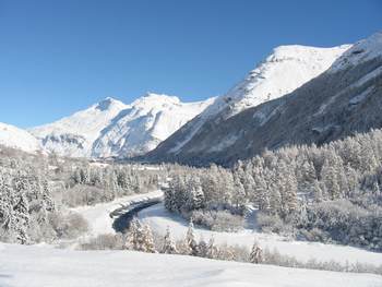 Location Bessans : vue générale de Bessans