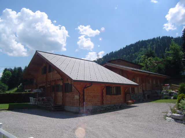 Location Morzine : Chalet vue de l ' extérieur