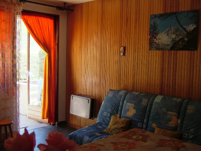 Location Sauze super sauze : s�jour ouvrant sur terrasse et PISTES de SKI