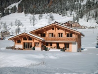 Location Pralognan la Vanoise : vue de la terrasse avec les pistes � l'arriere